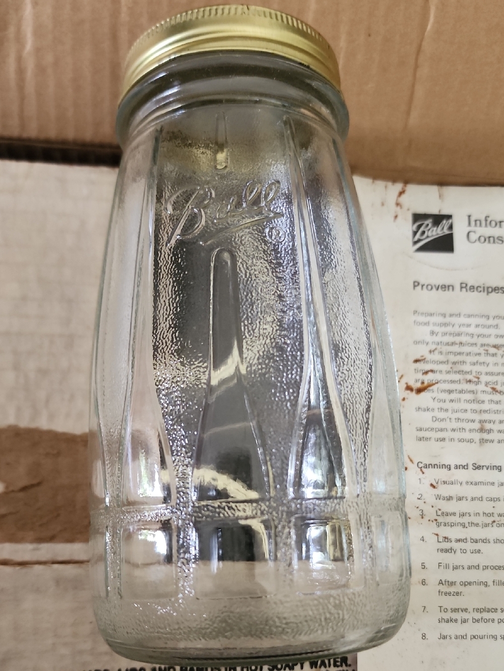 1979 Vintage 26 Oz, Ball Clear Glass Mason Jar with Gold Ring